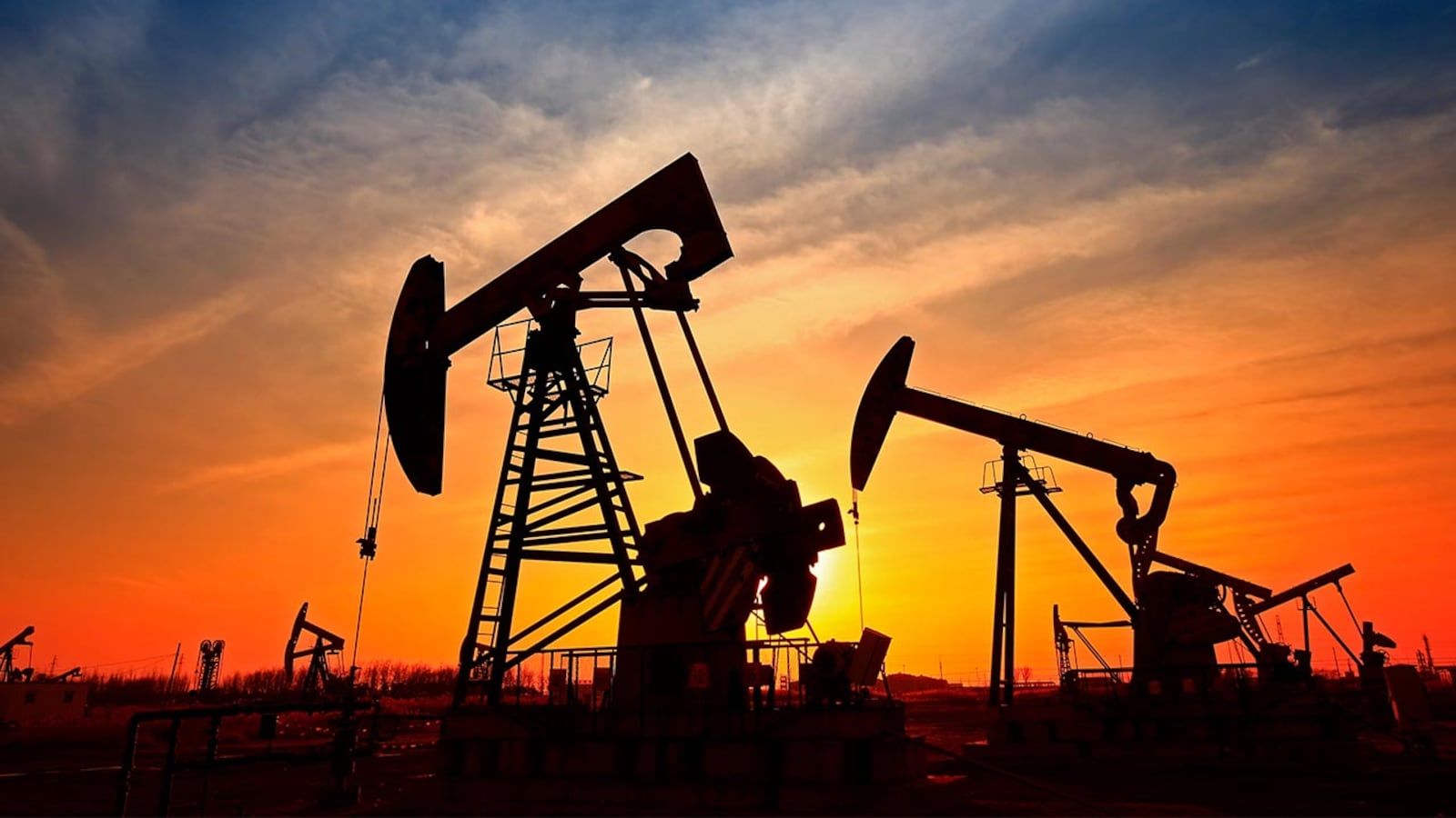 Factors Affecting Crude Oil Prices to Trade on Higher Note