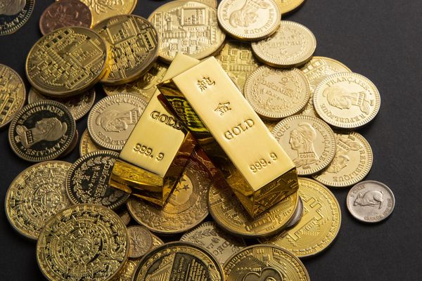 How Artificial Intelligence is Revolutionizing Gold Price Forecasting in the Commodity Market